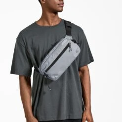 Aviator-T33 Chest Bag 3.5L 18 Aviator-T33 Chest Bag 3.5L -Smart Bag Shop 11 0b662581 93af 41c3 a520 642acd1de291
