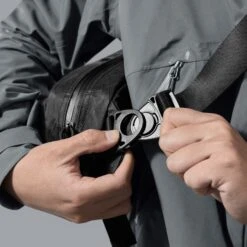 Wander-T26 X-Pac Daily Sling 5.5L -Smart Bag Shop 14