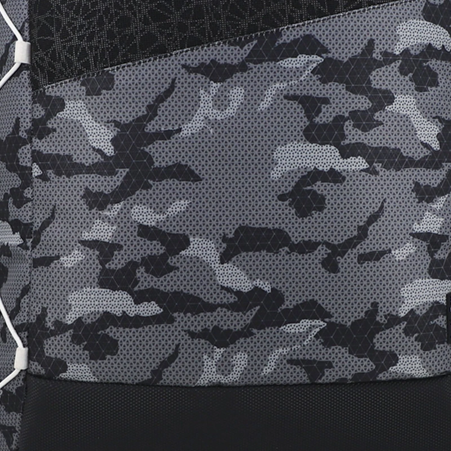 Arctic Fox Stunt Polyester Laptop Backpack For 15.5 Inch Laptop (35 L, Water Repellent Fabric, Camo) 15 Arctic Fox Stunt Polyester Laptop Backpack For 15.5 Inch Laptop (35 L, Water Repellent Fabric, Camo) - Image 13