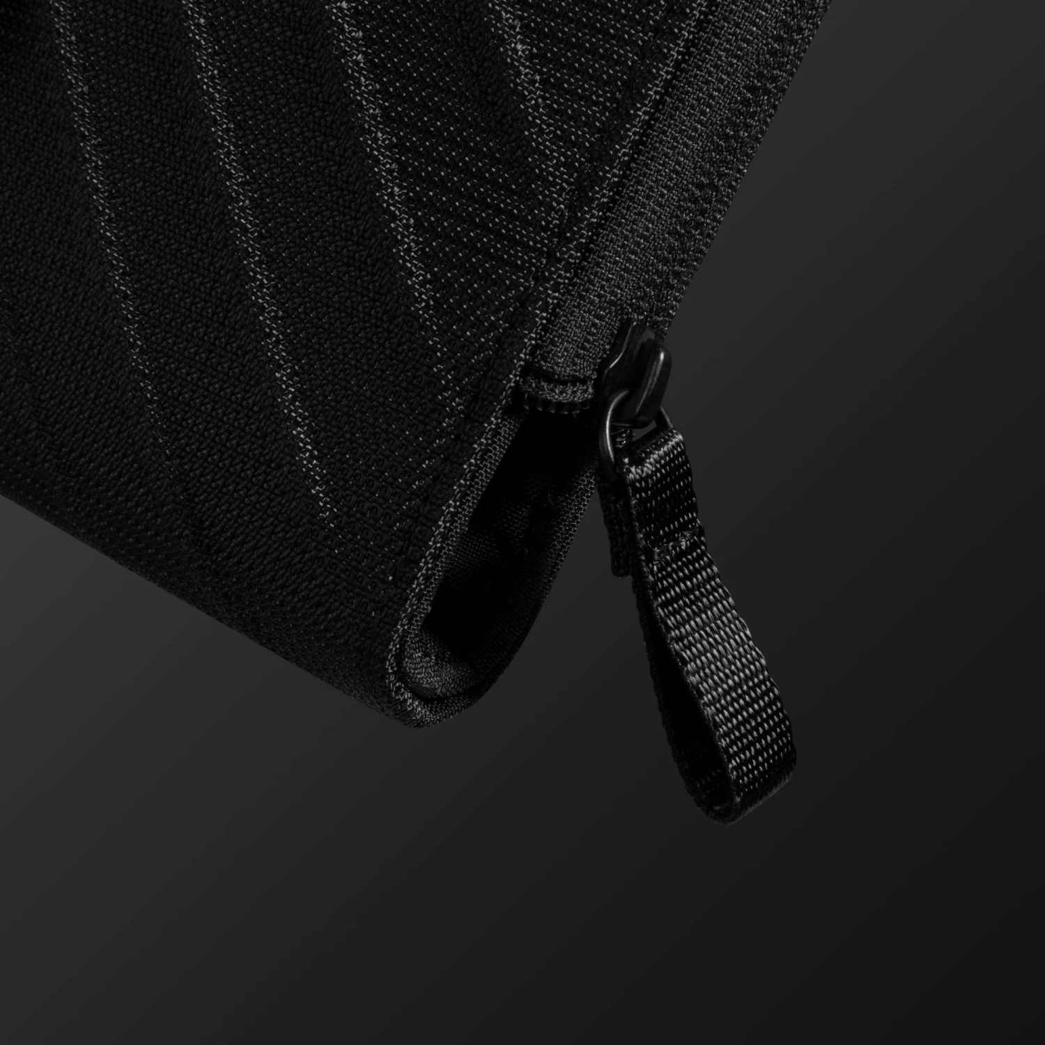 Voyage-A10 Laptop Sleeve For 14-inch MacBook Pro 9 Voyage-A10 Laptop Sleeve For 14-inch MacBook Pro - Image 7